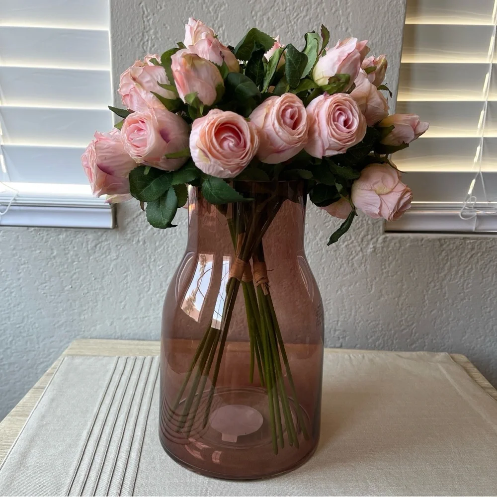 New High end Handecraft 18 silk Flowers with vase   Item: 18 silk Flowers  + Vas - Picture 5 of 14